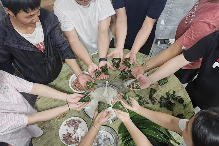 濃情端午 公司開展端午活動體檢民俗感受傳統(tǒng)文化